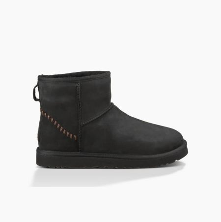 UGG Classic Mini Deco Black Boots for Men (LYBN31589)